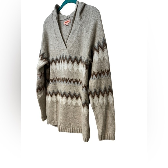 Evri Hooded Gray Sweater Size 0X - Picture 3 of 12